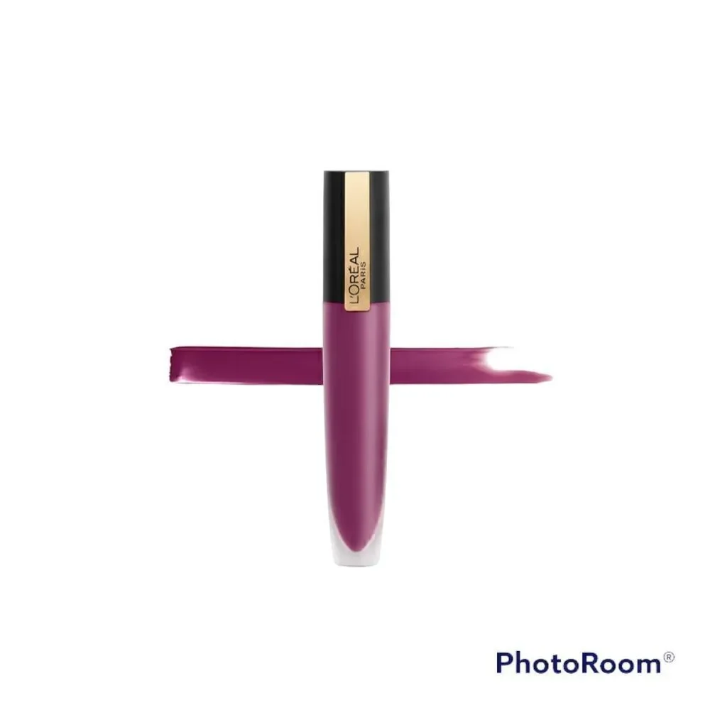 🌼🌼L’Oréal Paris Rogue signature matte lipstick 412 I Rebel. NWOT🌼🌼